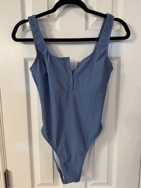CUPSHE Dusty Blue Ribbed One-Piece Swimsuit | Size Medium